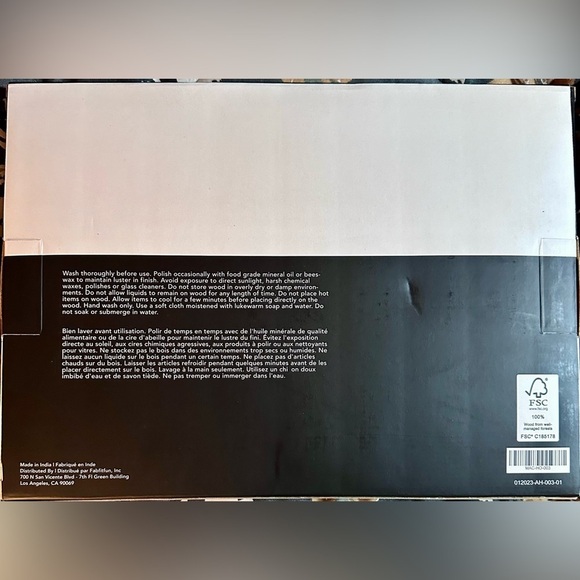 NIB Short Stories Cheese Board - Picture 2 of 3